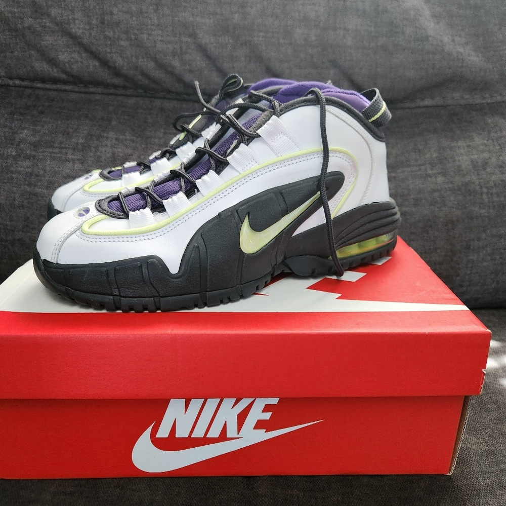 New boys air max